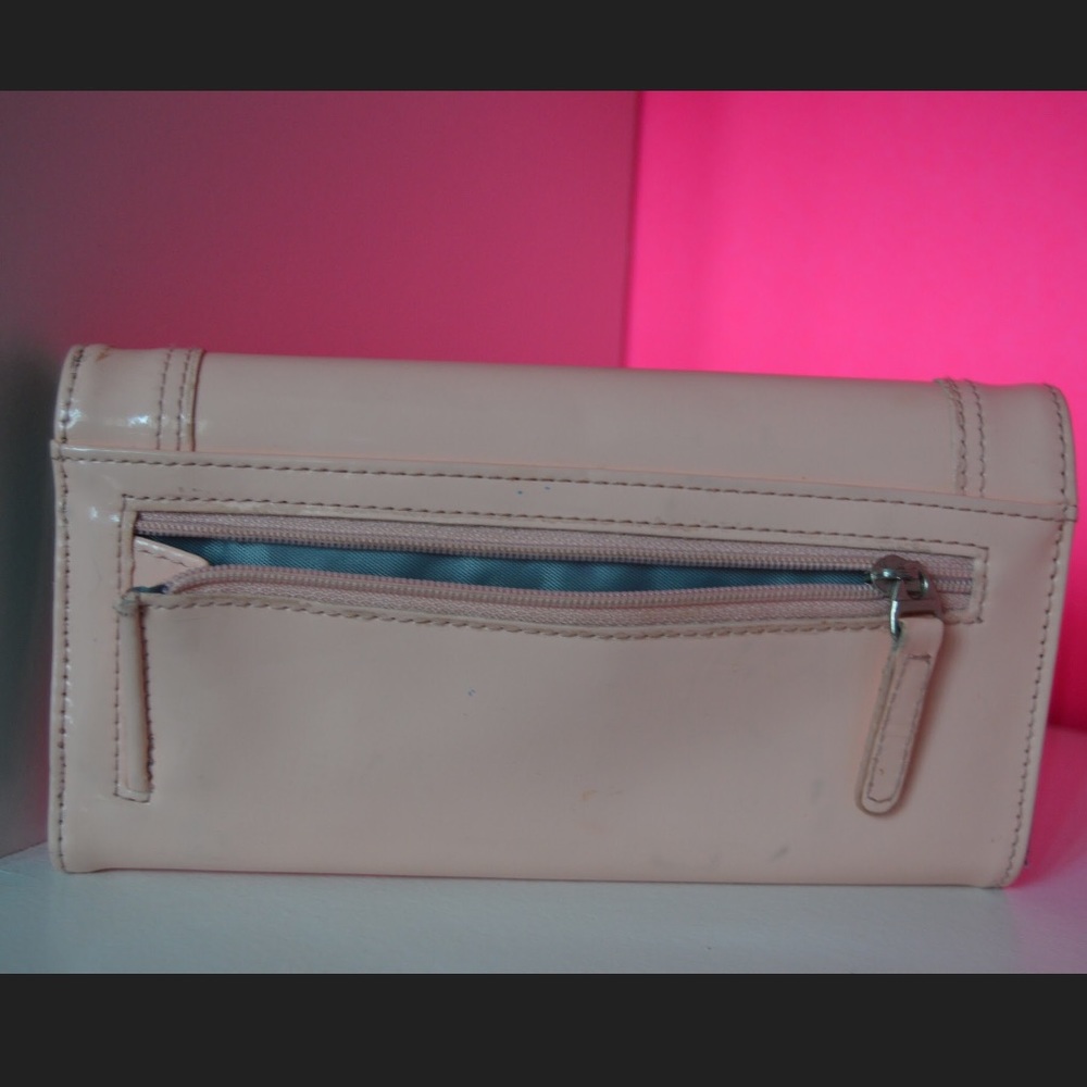 Pink wallet - Picture 3 of 8